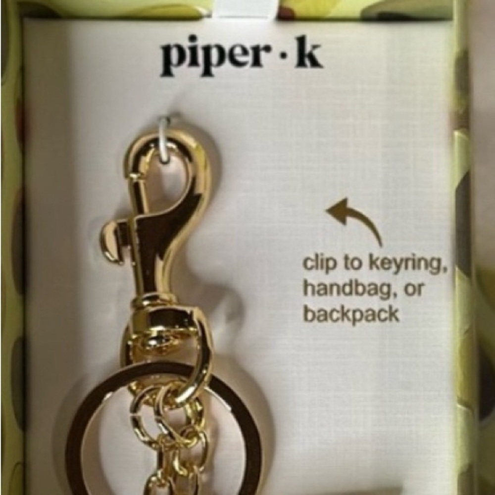 NWT ⚜️🍸🫒⚜️ Piper K Gold and Green Martini Olive Keychain and Bag Charm - Picture 7 of 13